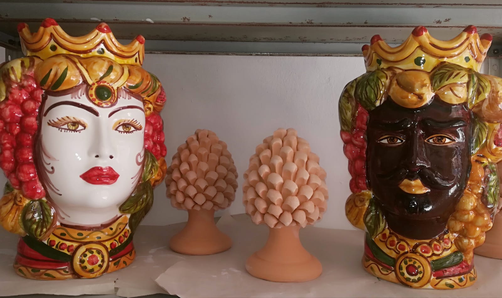 Teste di moro in ceramica artistica siciliana, coppia femmina-maschio