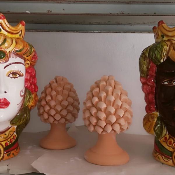 Teste di moro in ceramica artistica siciliana, coppia femmina-maschio