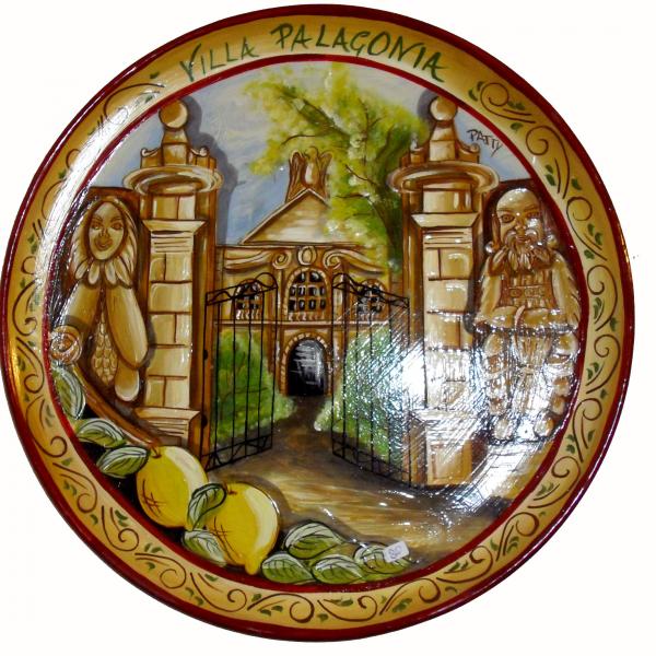 Piatto raffigurante limoni, sullo sfondo Villa Palagonia a Bagheria. Diametro 45 cm